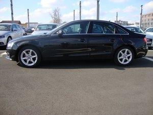 Left hand drive AUDI A4 2.0 TDI DPF Ambition