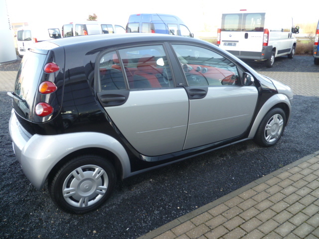 Left hand drive SMART FORFOUR 1.3 Pulse