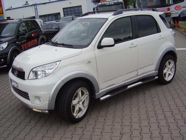 Left hand drive DAIHATSU TERIOS 1.5 Top S 4WD