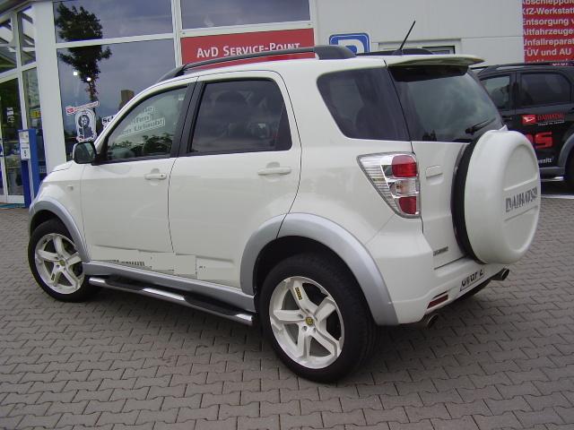 Left hand drive DAIHATSU TERIOS 1.5 Top S 4WD