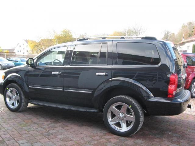 Left hand drive DODGE DURANGO 5.7 V8 HEMI Limited LPG