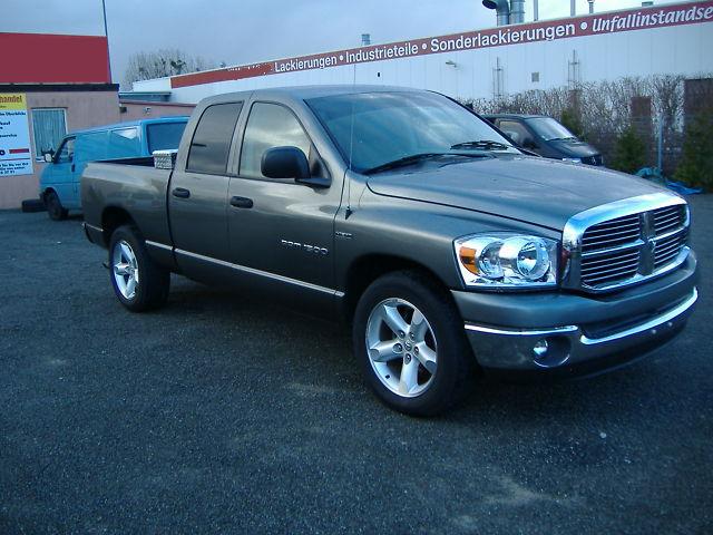 Left hand drive DODGE RAM 5.7 V8 HEMI Quad Cab