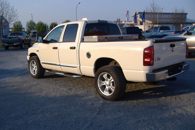 Left hand drive DODGE RAM 5.7 V8 HEMI Quad Cab