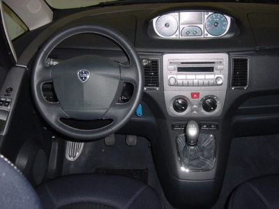 Left hand drive car LANCIA MUSA (01/04/2010) - 