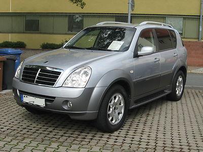 Left hand drive SSANGYONG REXTON 270 XDi