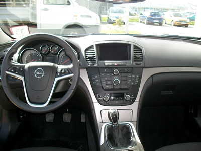 Left hand drive car OPEL INSIGNIA (01/12/2010) - 