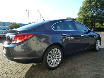 OPEL INSIGNIA (01/03/2011) - 