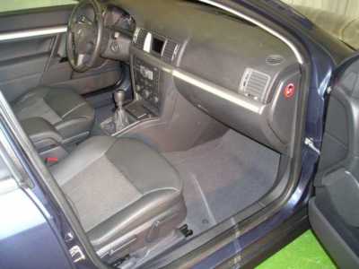 Left hand drive car OPEL SIGNUM (01/02/2008) - 