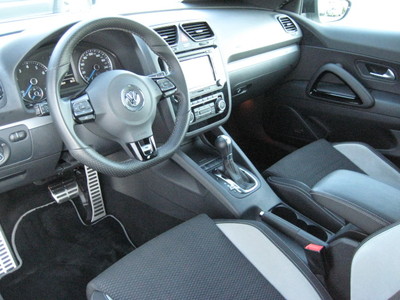 Left hand drive car VOLKSWAGEN SCIROCCO (01/10/2009) - 