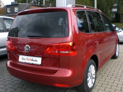 VOLKSWAGEN TOURAN (01/03/2011) - 