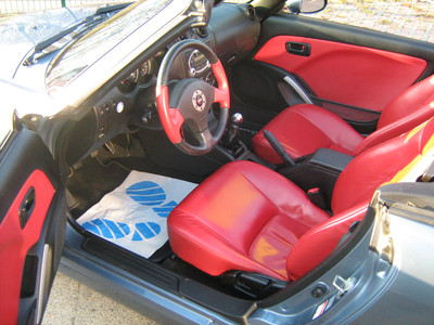 Left hand drive car DAIHATSU COPEN (01/06/2006) - 