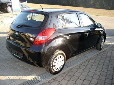 HYUNDAI i20 (01/05/2011) - 