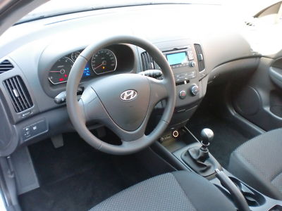 Left hand drive car HYUNDAI i30 (01/11/2009) - 