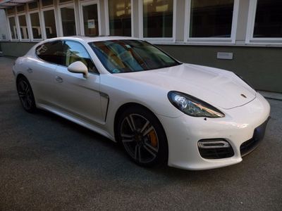 lhd PORSCHE PANAMERA (01/09/2011) - 