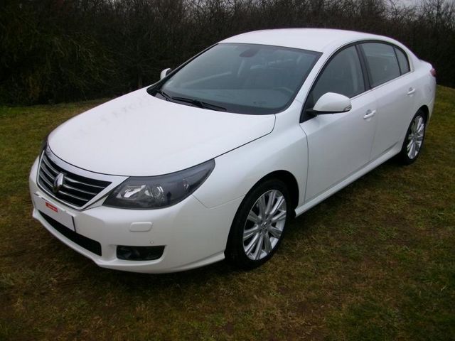 lhd RENAULT LATITUDE (21/01/2011) - 