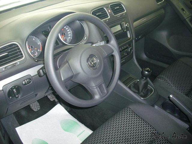 VOLKSWAGEN GOLF (10/10/2011) - 