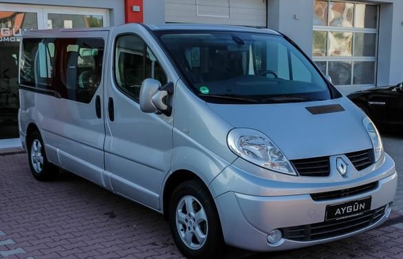 RENAULT TRAFIC (01/03/2011) - 