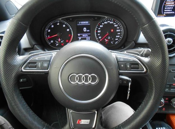 AUDI A1 (01/04/2011) - 