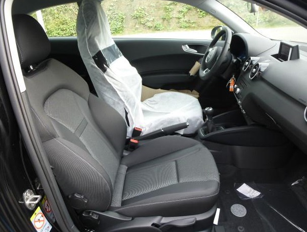 Left hand drive car AUDI A1 (01/10/2013) - 