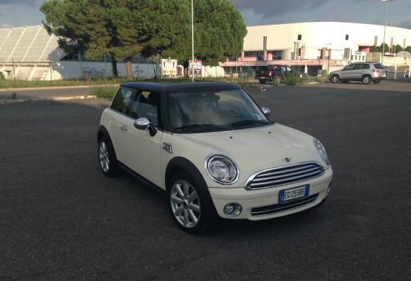 Left hand drive MINI COOPER 1.6 16V