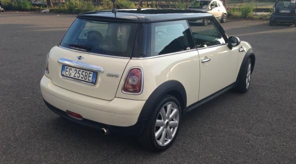 MINI COOPER (01/09/2011) - 