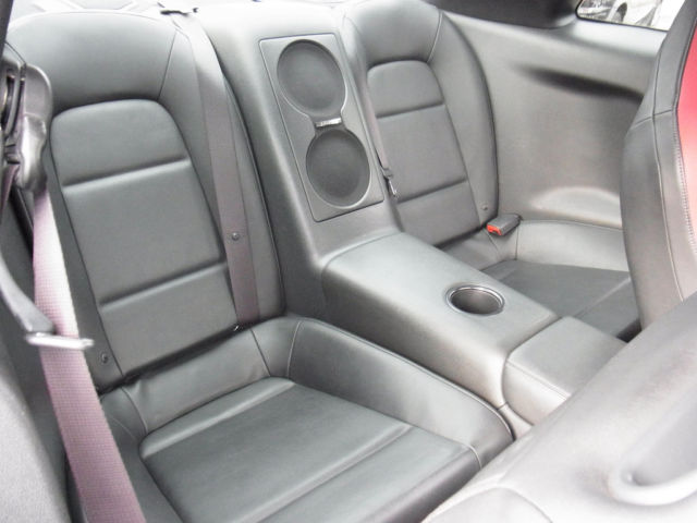 left hand drive NISSAN GT-R (10/11/2011) -  