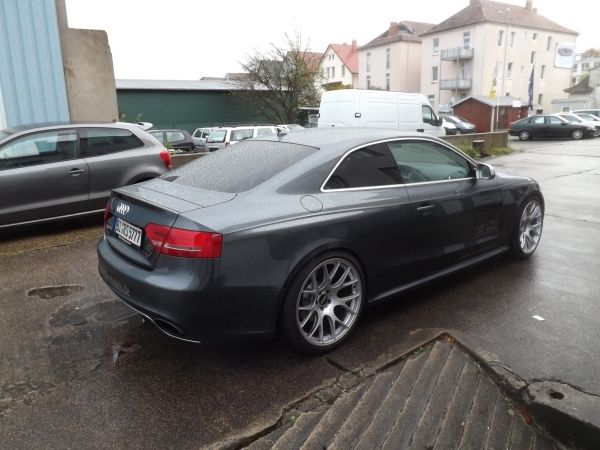 AUDI RS5 (05/07/2010) - 