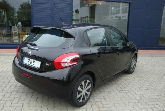 PEUGEOT 208 (01/06/2013) - 