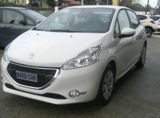 PEUGEOT 208 (01/03/2014) - 