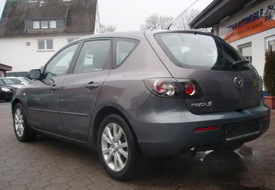 Left hand drive MAZDA 3  1.6 Sport Active 