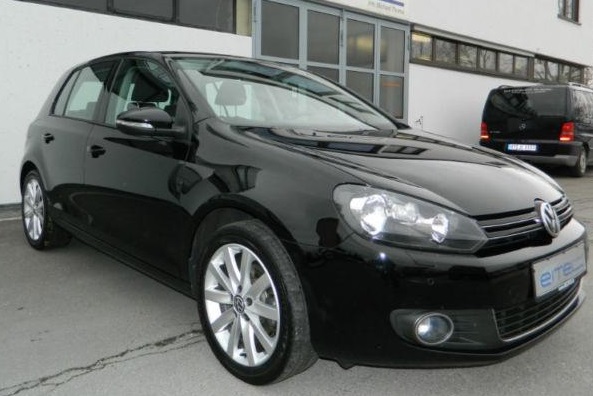 Left hand drive VOLKSWAGEN GOLF VI 1.6 TDI DPF Highline