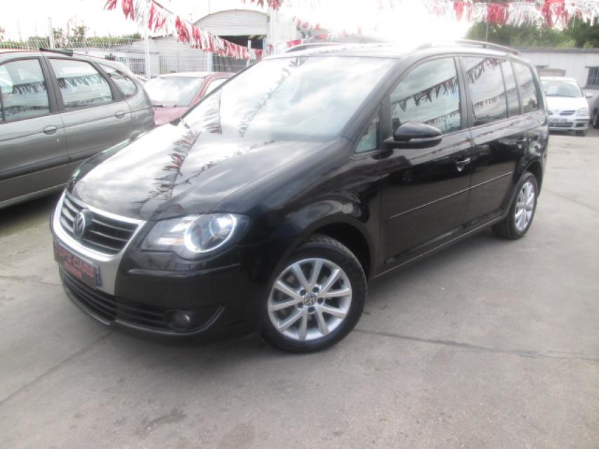 VOLKSWAGEN TOURAN (01/03/2010) - 