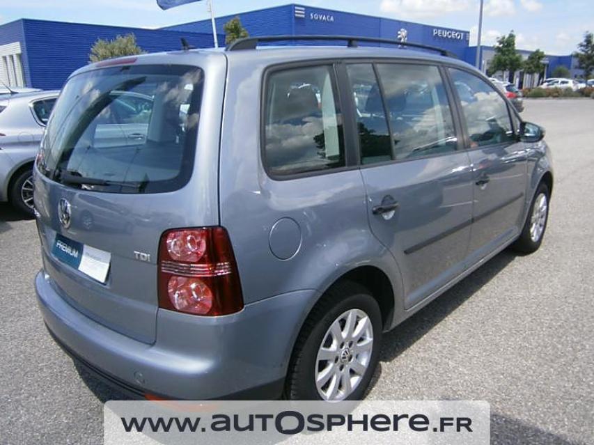 lhd car VOLKSWAGEN TOURAN (18/05/2010) - 