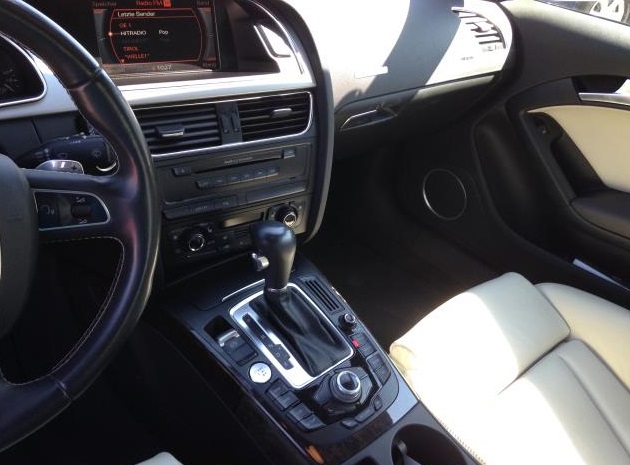 left hand drive AUDI S5 (01/06/2008) -  