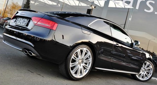 AUDI S5 (01/08/2009) - 