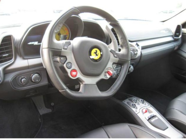 Left hand drive car FERRARI 458 (01/02/2012) - 