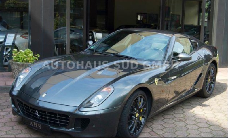 Left hand drive FERRARI 599 GTB Fiorano F1