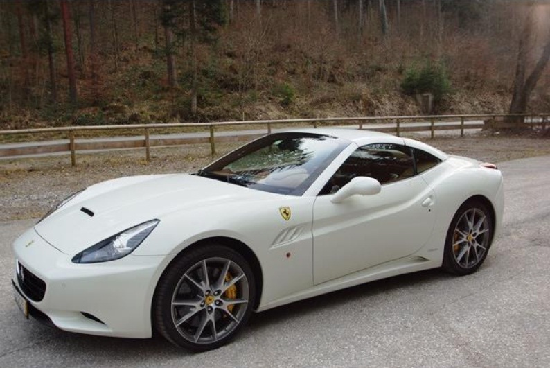 Left hand drive FERRARI CALIFORNIA F1