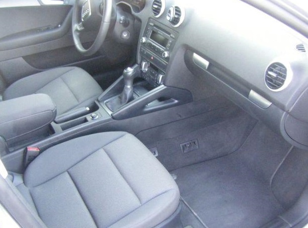 Left hand drive car AUDI A3 (01/11/2011) - 