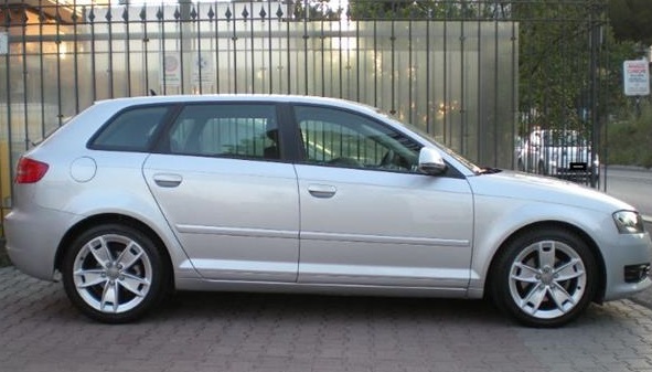 Left hand drive AUDI A3 2.0 TDI SPORTBACK AMBITION