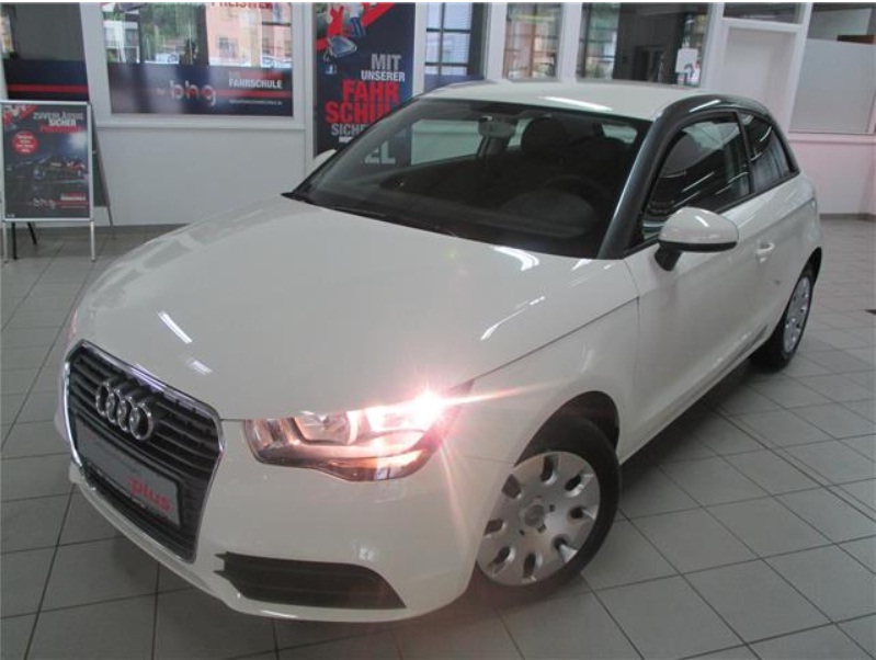 lhd AUDI A1 (01/03/2011) - 