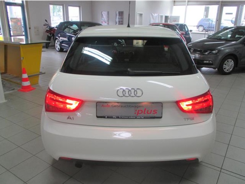 left hand drive AUDI A1 (01/03/2011) -  