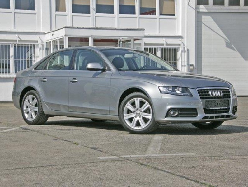 AUDI A4 (01/02/2010) - 