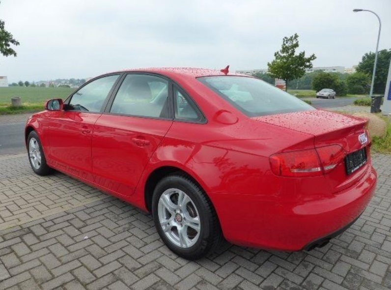 lhd car AUDI A4 (01/04/2011) - 