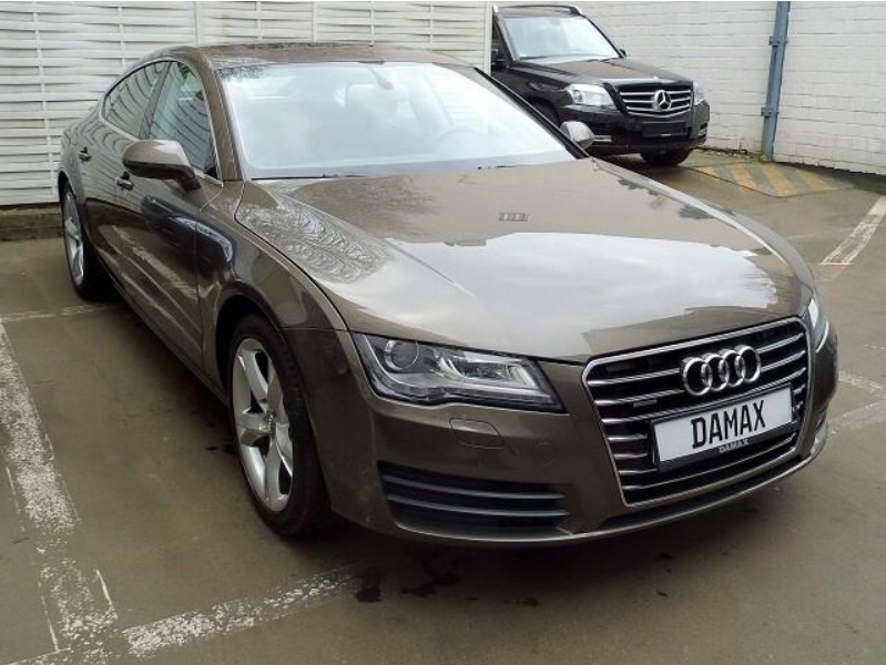 AUDI A7 (01/09/2010) - 