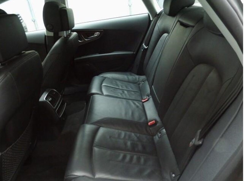 left hand drive AUDI A7 (01/09/2010) -  