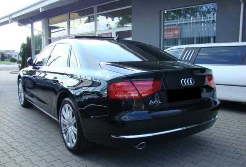 lhd car AUDI A8 (01/10/2011) - 