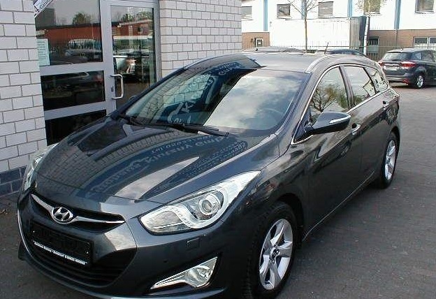 HYUNDAI i40 (01/08/2013) - 