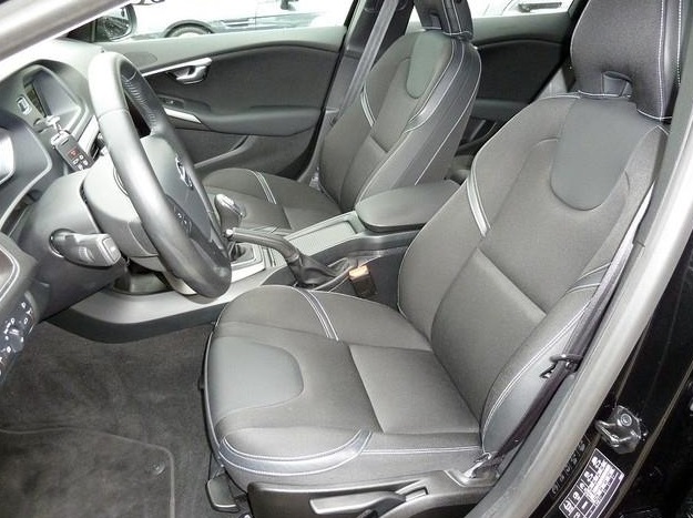 VOLVO V40 (01/02/2013) - 