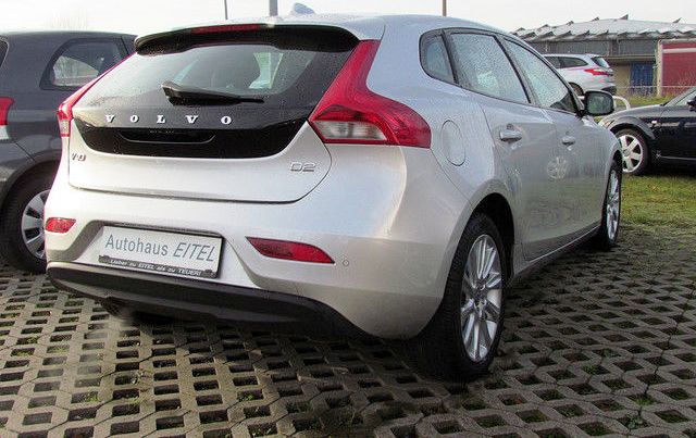 VOLVO V40 (01/12/2012) - 